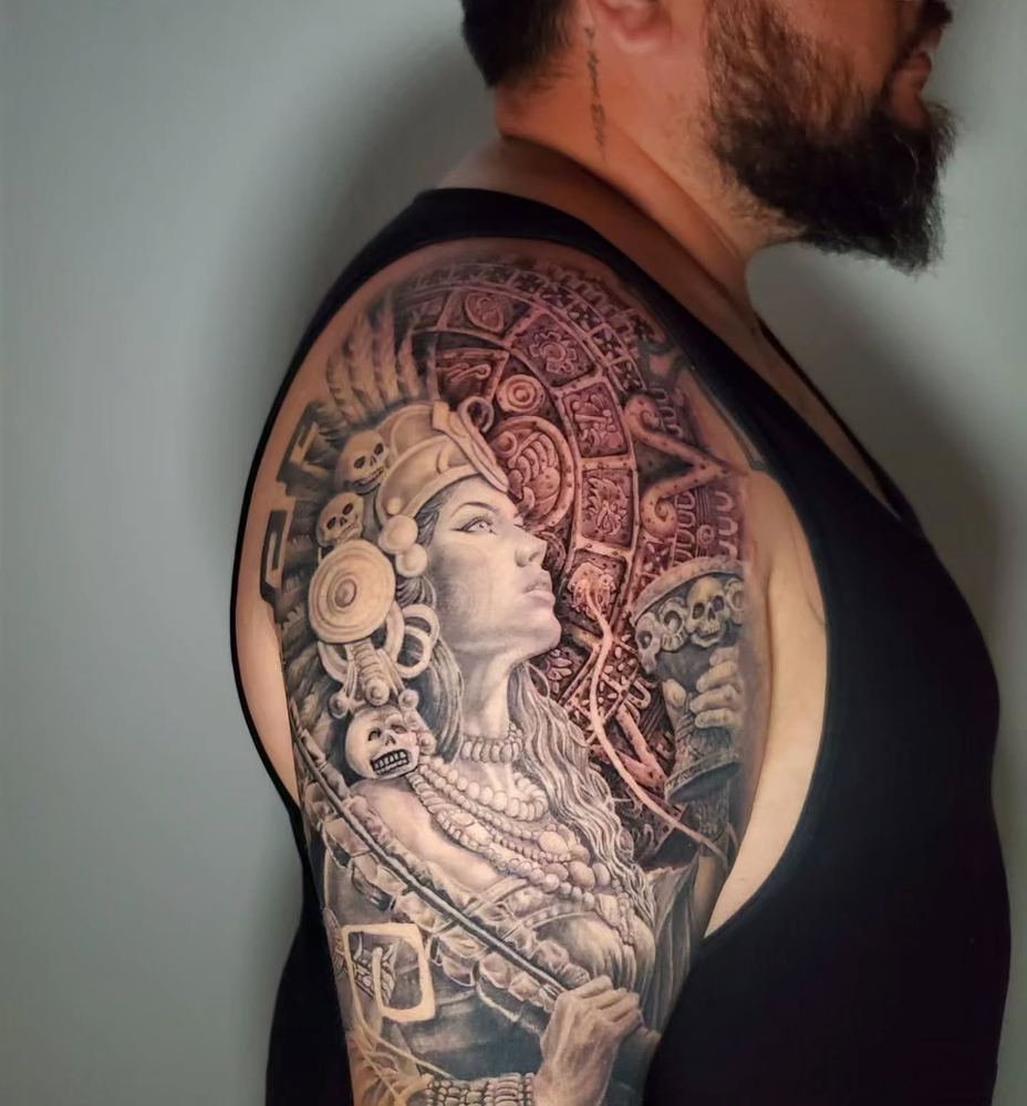 Woman & skull tattoo by Adrian Castro