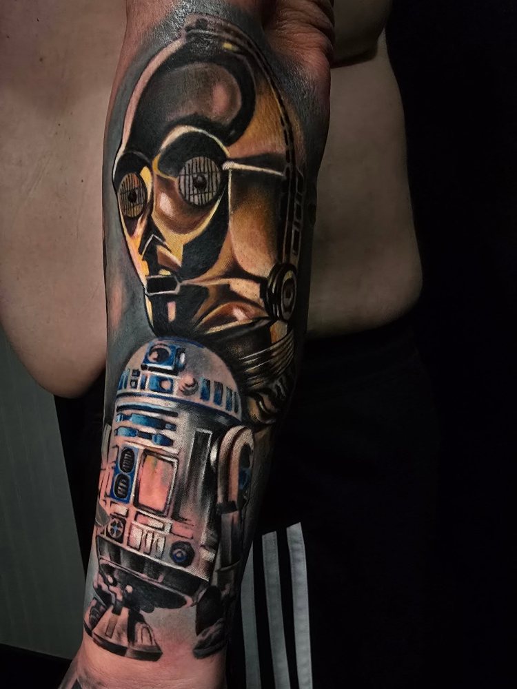 C-3PO & R2-D2 tattoo by Jason Lawson