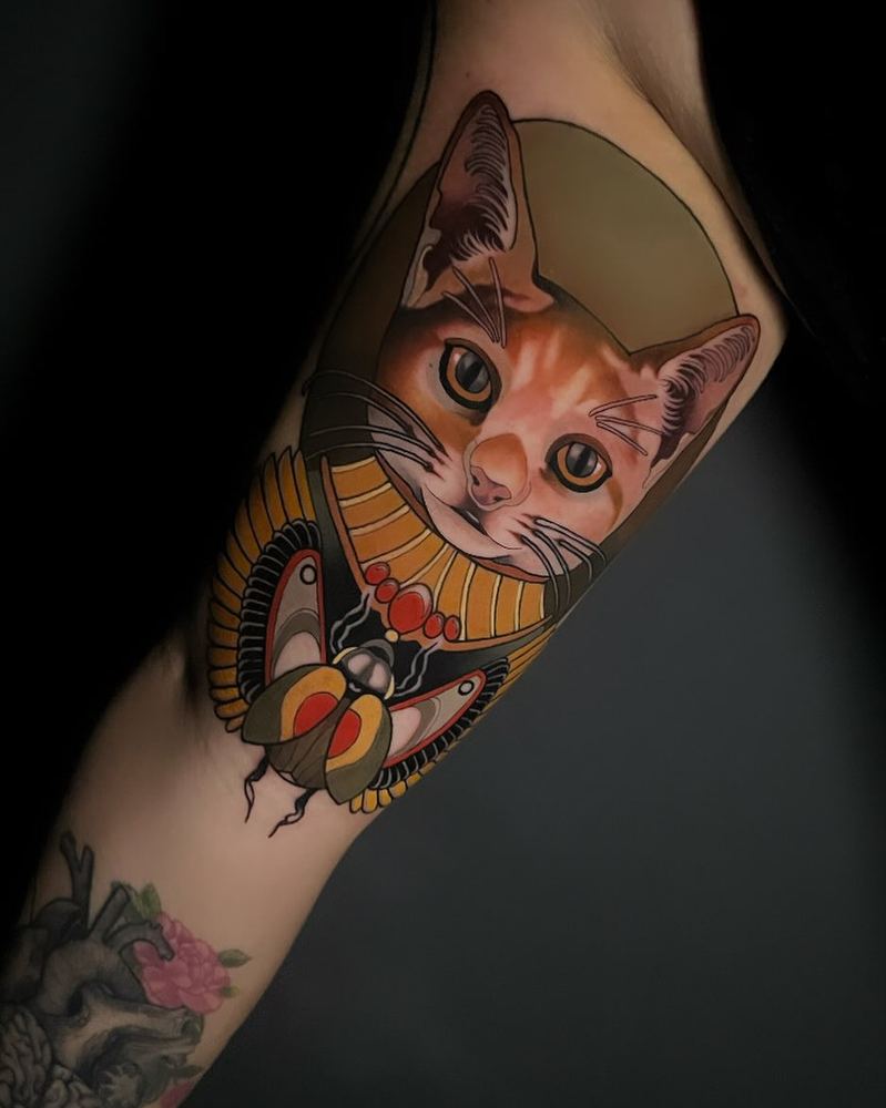 Cat portrait tattoo by Sinai Alba