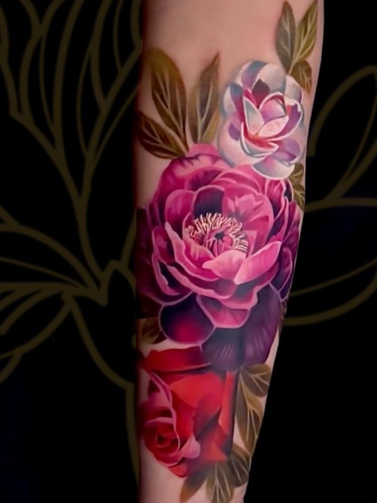 Roses tattoo by Sinai Alba