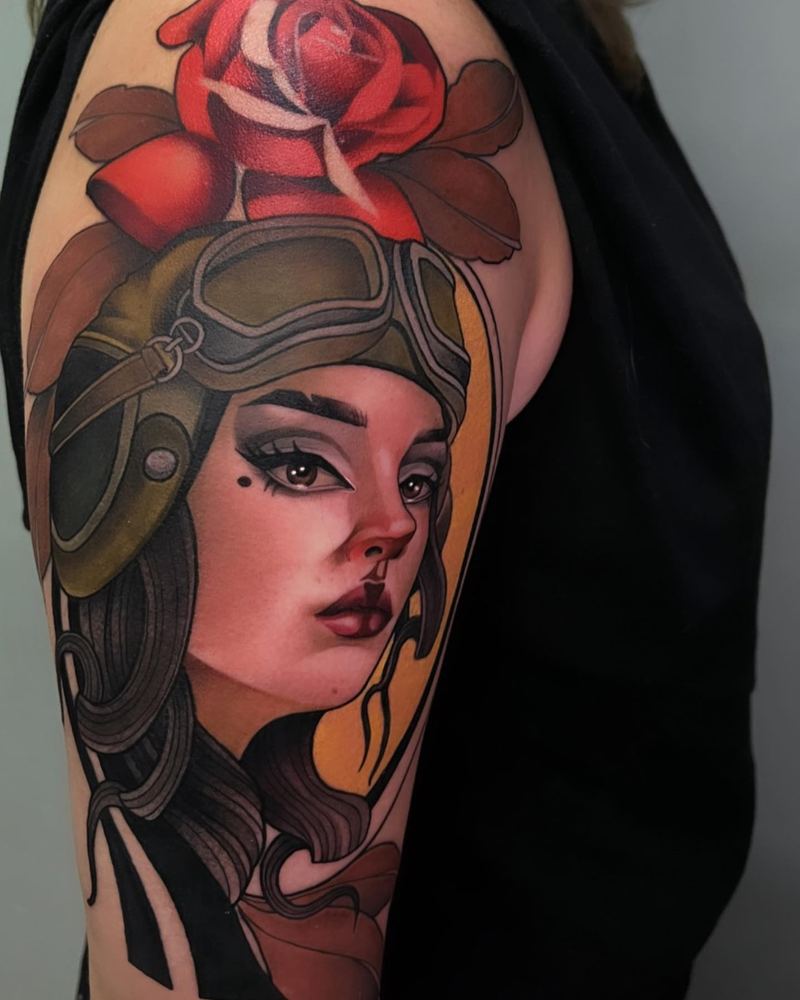Helmet & rose tattoo by Sinai Alba